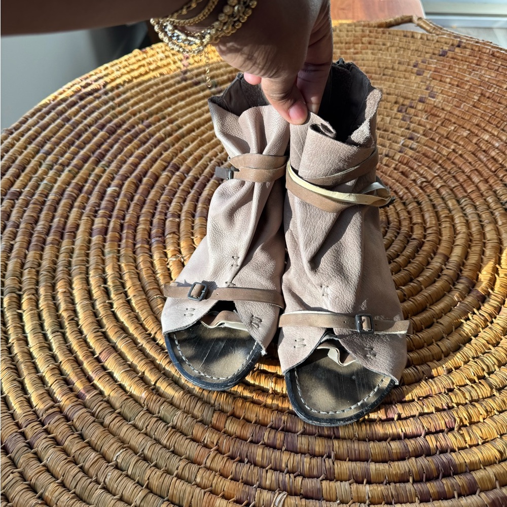 Joe’s Tan Sandals Comfortable Summer Footwear